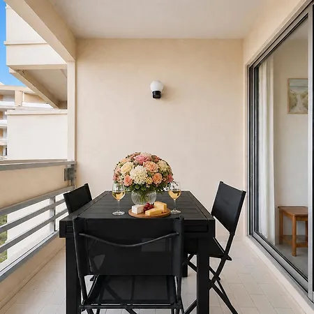 T2 A Avec Parking Et Balcon Vue *